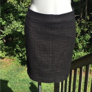 Banana Republic black lined woven skirt size 6 NWT